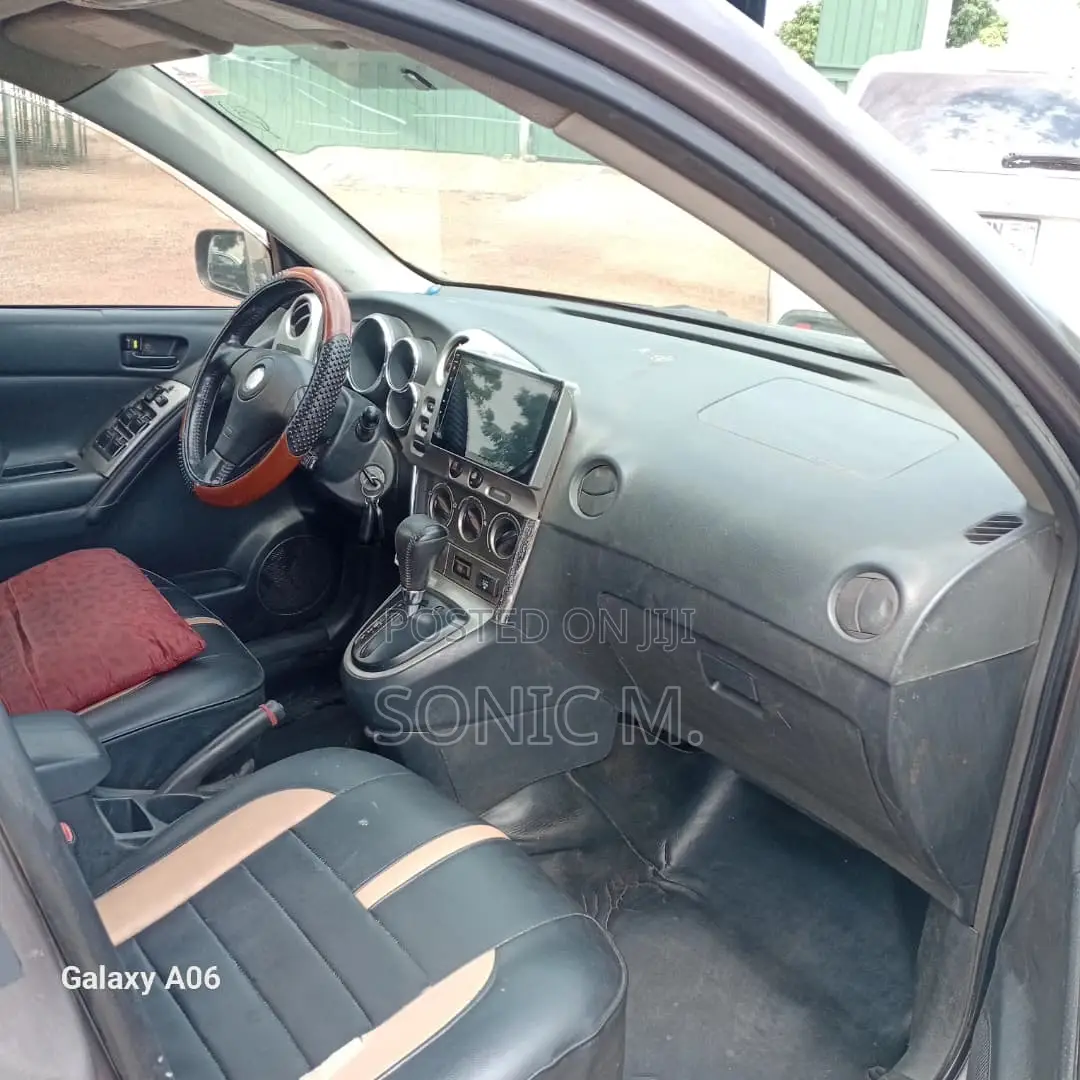 Pontiac Vibe 2007 Brown