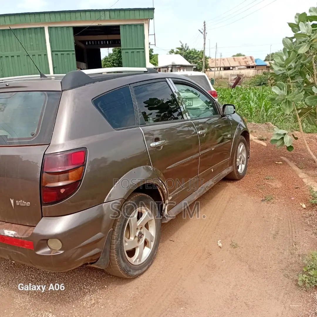 Pontiac Vibe 2007 Brown