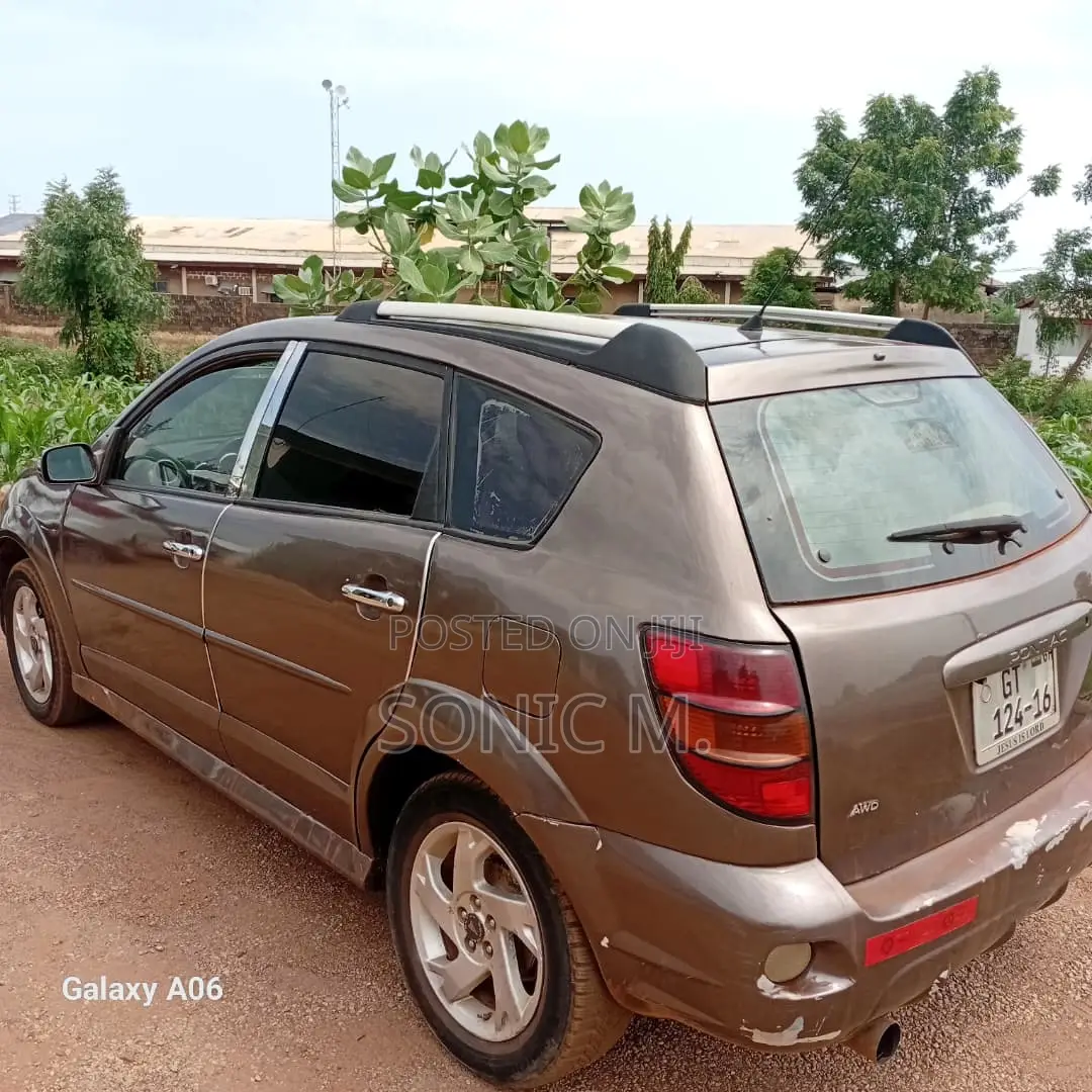 Pontiac Vibe 2007 Brown