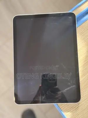 Apple iPad (2025) 128 GB Silver