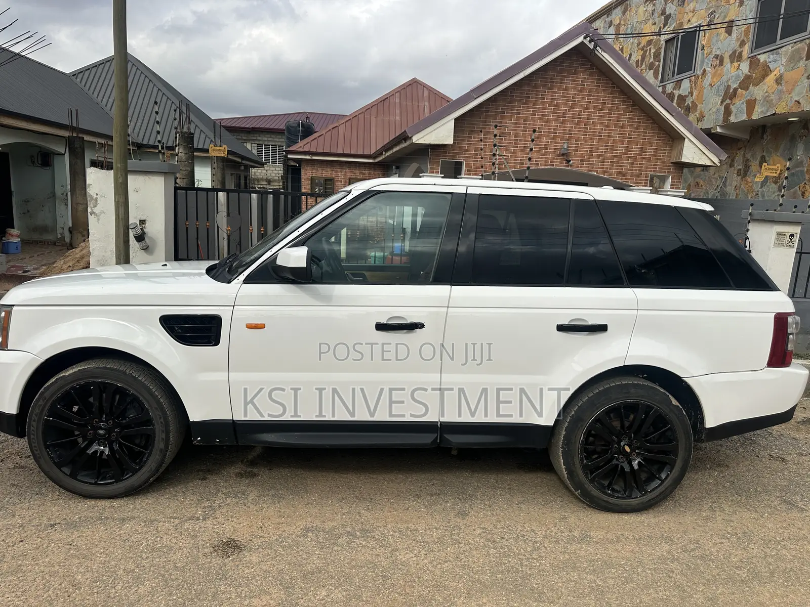 Land Rover Range Rover Sport HSE 4x4 (4.4L 8cyl 6A) 2009 White