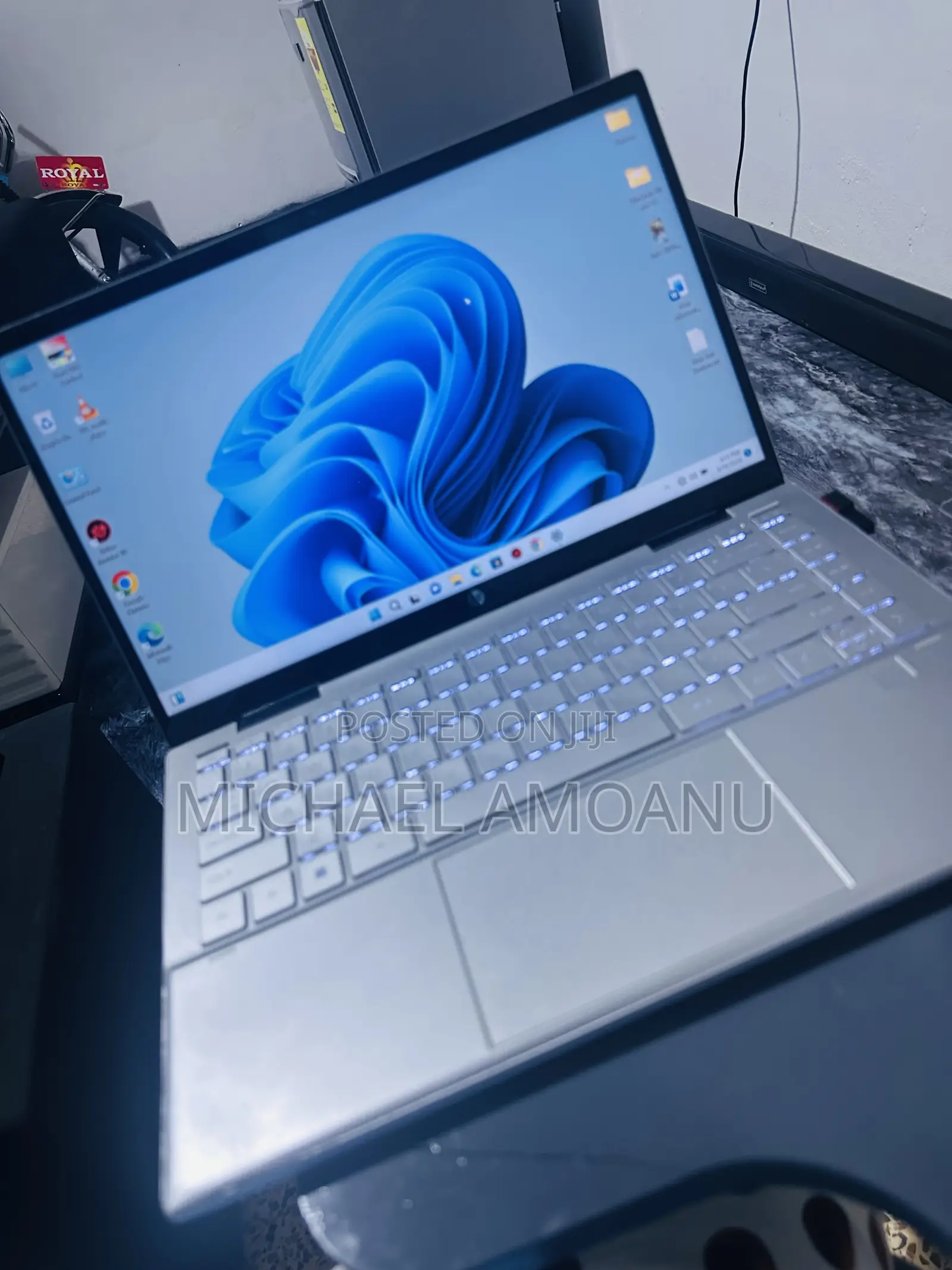 New Laptop HP Pavilion 14 x360 2-in-1 8GB Intel Core i5 SSD 512GB
