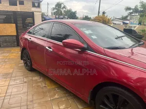 Hyundai Sonata 2013 Red