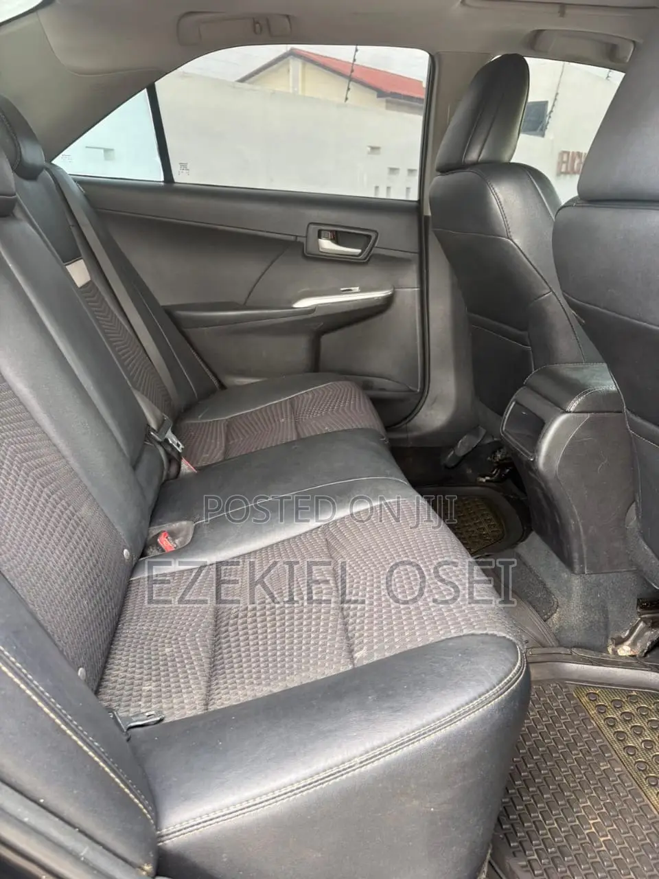 Toyota Camry SE 4dr Sedan (2.5L 4cyl 6A) 2014 Black