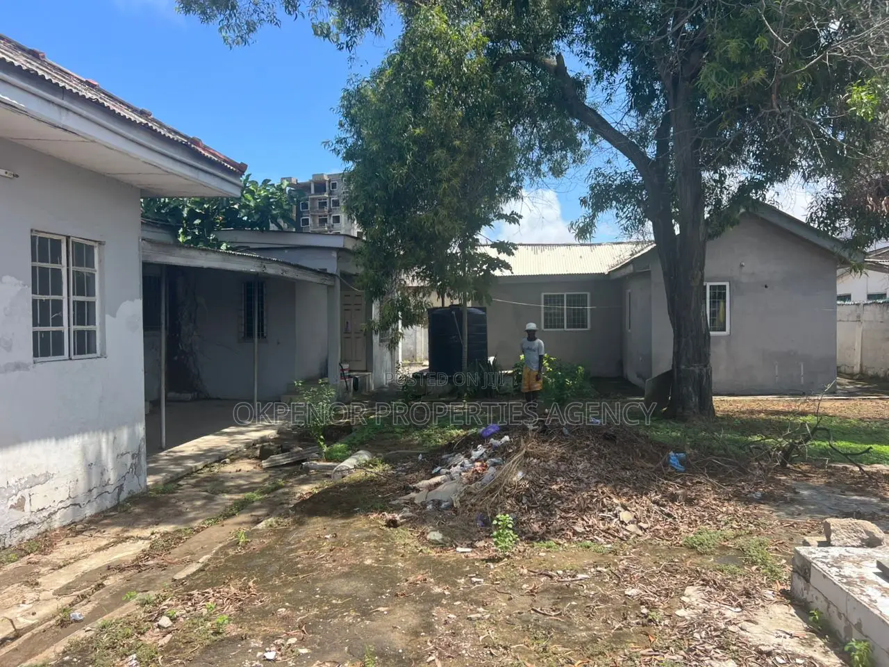 4bdrm House in Osu, Accra Metropolitan for sale