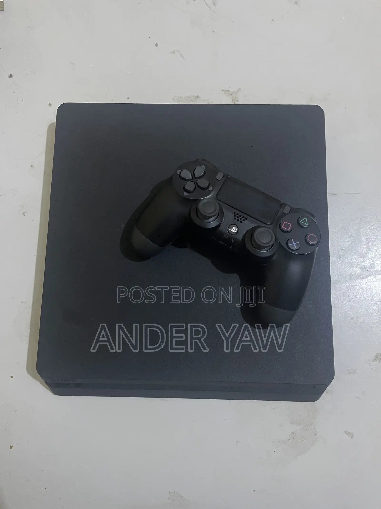 Ps4 Slim With 1 Controller