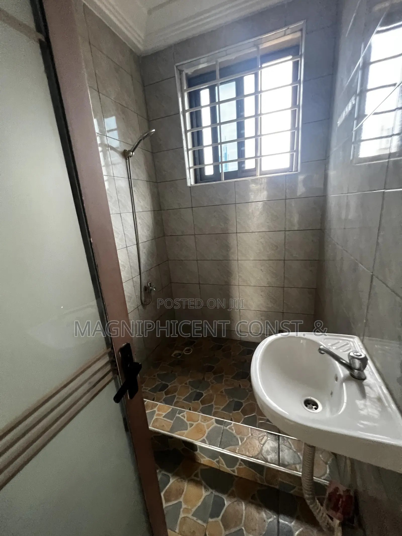 1bdrm Apartment in Estates, Ashaley Botwe for rent