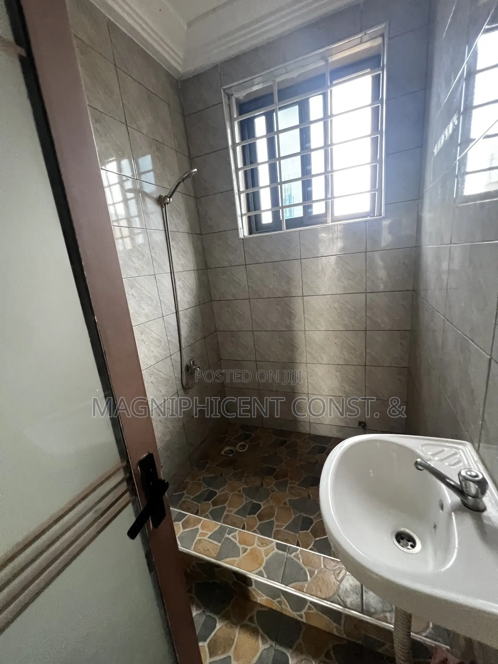 1bdrm Apartment in Estates, Ashaley Botwe for rent