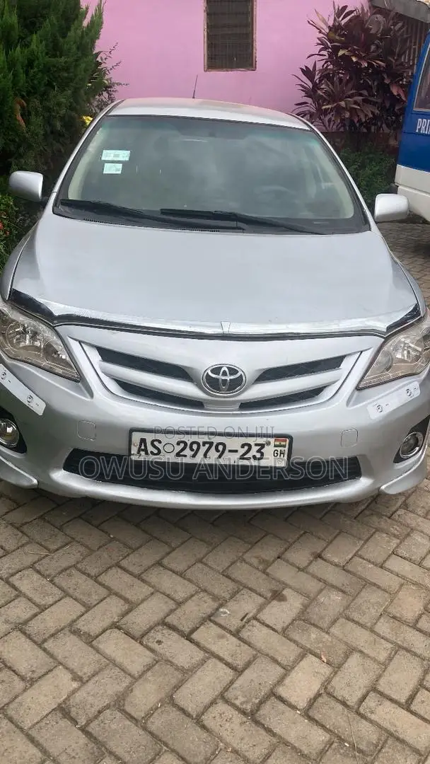 Toyota Corolla 2013 Silver