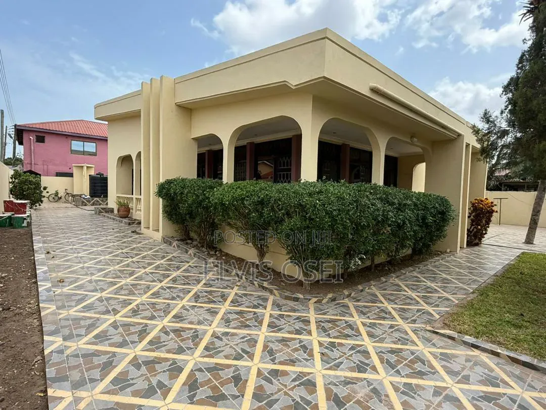 4bdrm House in West Land, Accra Metropolitan for rent