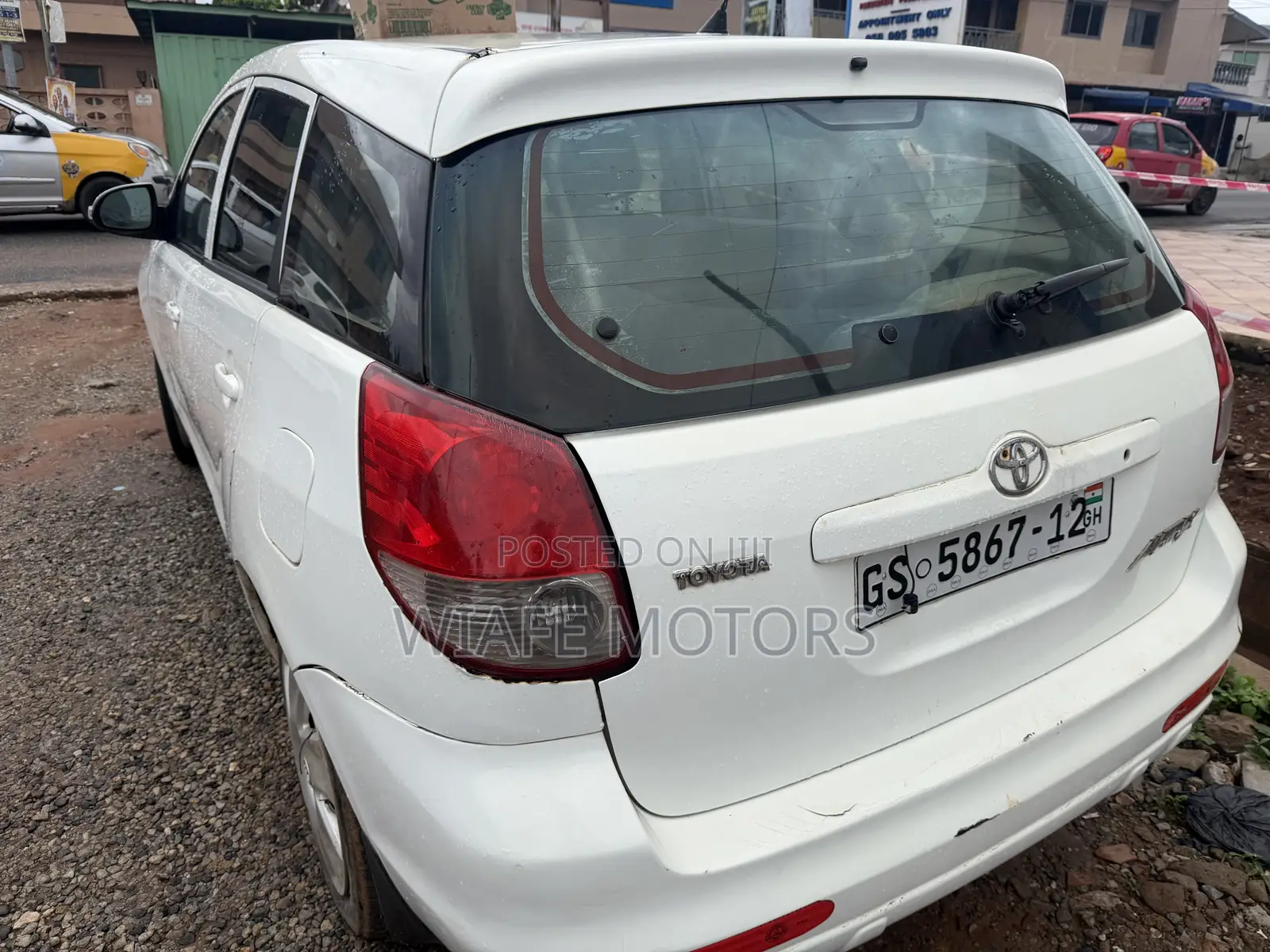 Toyota Matrix Hatchback FWD (1.8L 4cyl 5M) 2005 Black