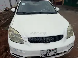 Toyota Matrix Hatchback FWD (1.8L 4cyl 5M) 2005 Black