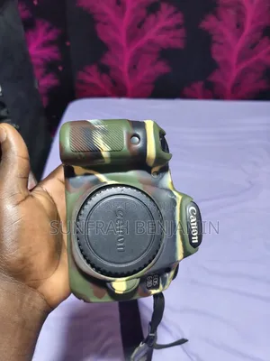 Selling Canon 60d With No Hidden Fault