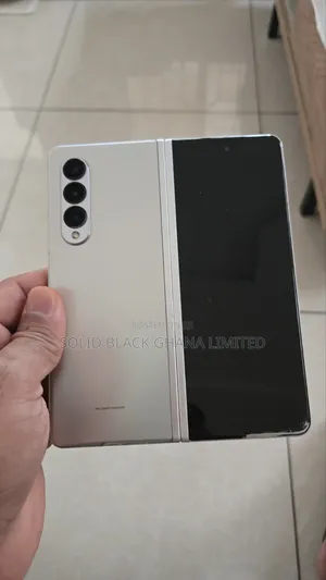 Samsung Galaxy Z Fold 3 256 GB Silver