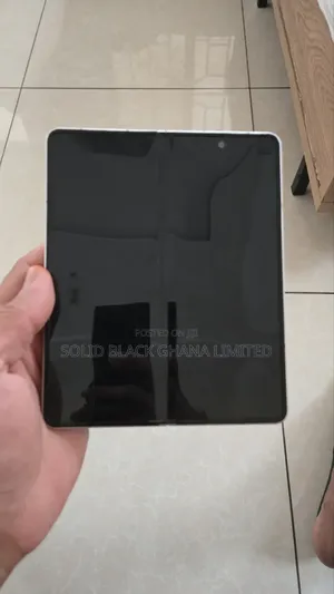 Samsung Galaxy Z Fold 3 256 GB Silver