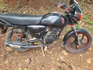 Bajaj Boxer 2025 Black