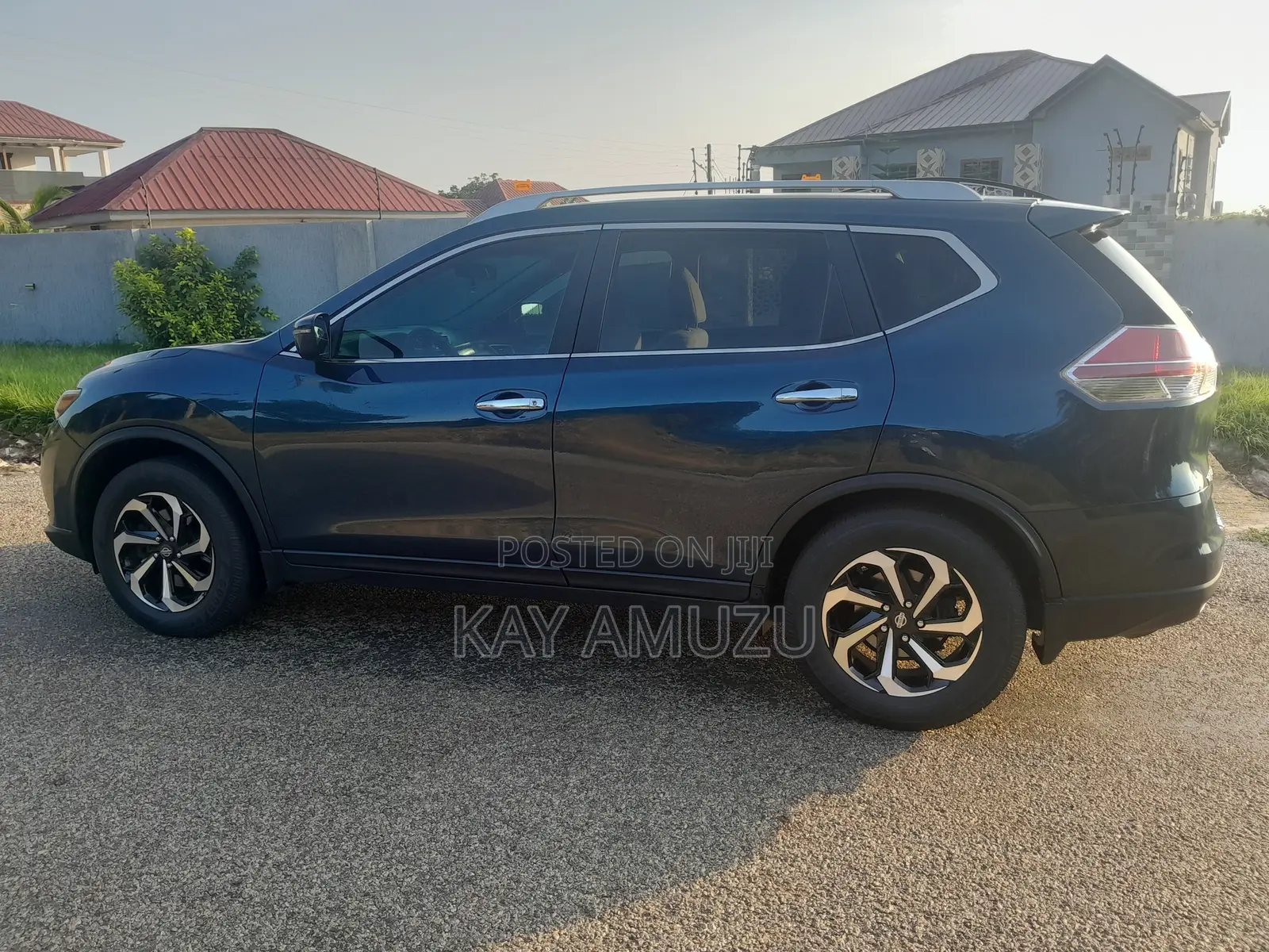Nissan Rogue SV AWD 2016 Blue