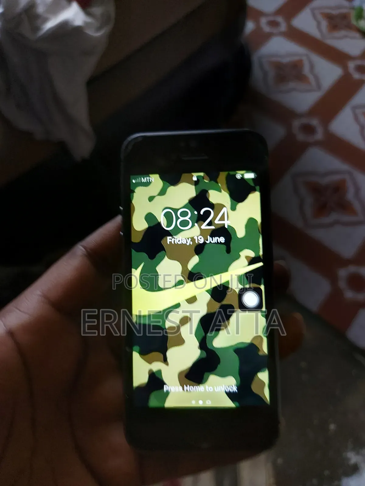 Apple iPhone 5s 32 GB Black