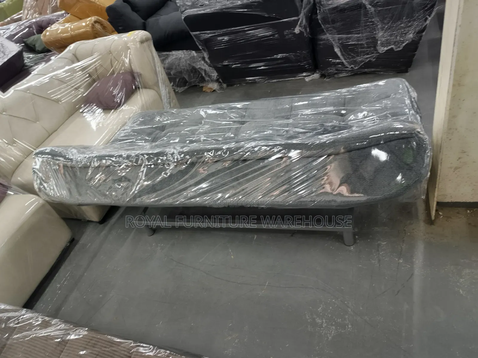 Comfort Convitible Sofa Bed (Convertible Click-Clack Futon Sofa Bed)