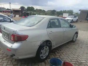 Toyota Corolla 2009 Silver