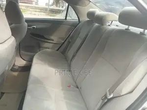 Toyota Corolla 2009 Silver