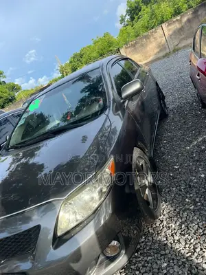 Toyota Corolla LE 4dr Sedan (1.8L 4cyl 4A) 2010 Gray