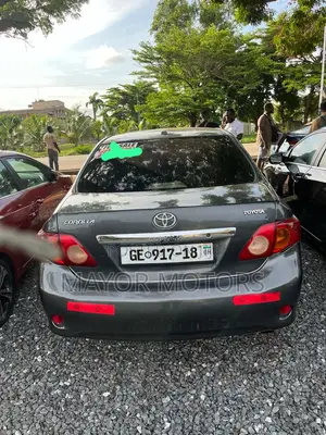 Toyota Corolla LE 4dr Sedan (1.8L 4cyl 4A) 2010 Gray