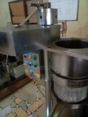 Hydraulic Oil Press