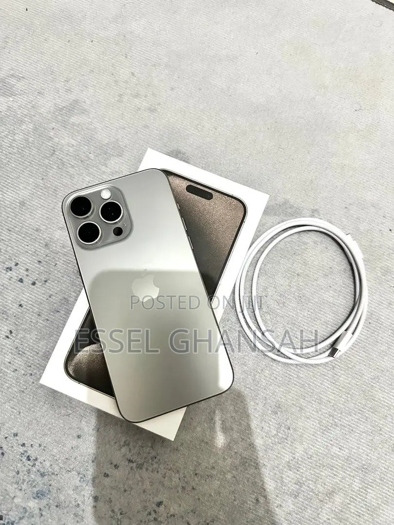 Apple iPhone 15 Pro Max 256 GB Silver