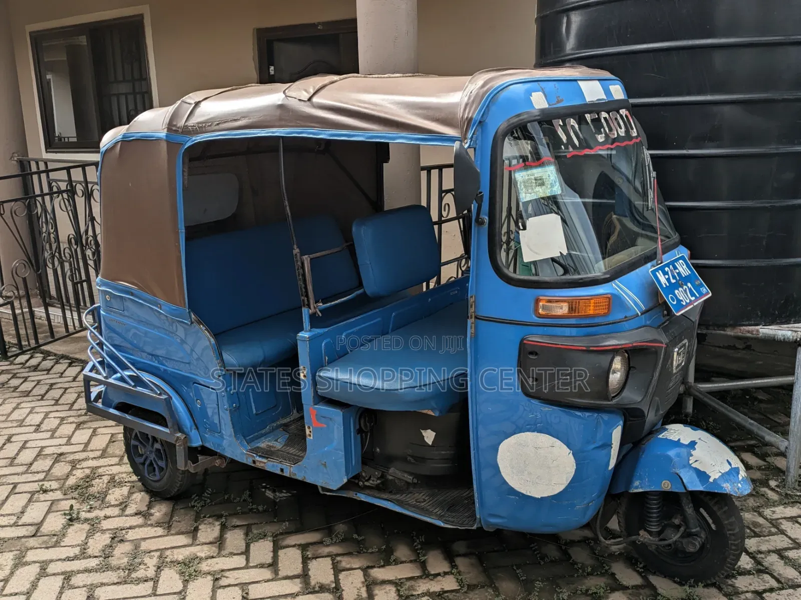 Bajaj RE 2021 Blue