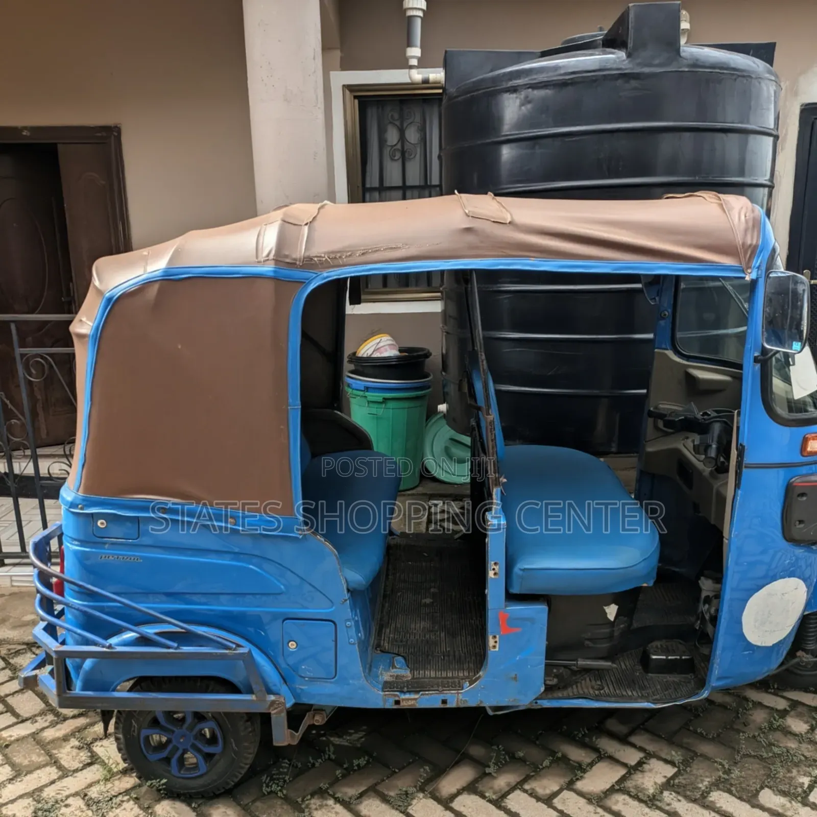 Bajaj RE 2021 Blue