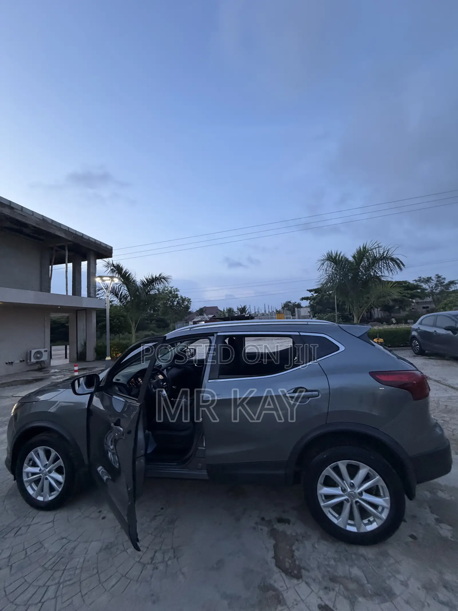 Nissan Rogue SV AWD 2017 Black