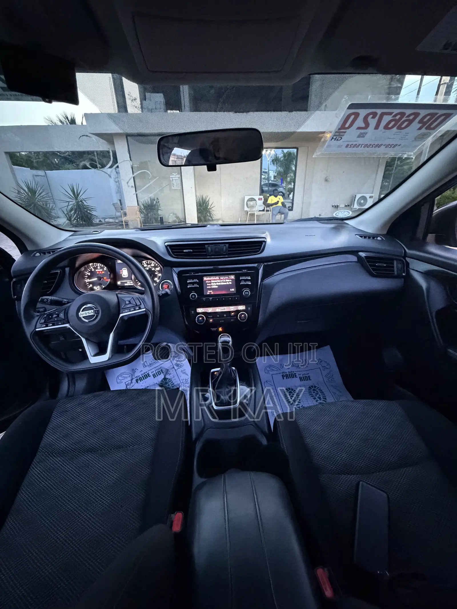 Nissan Rogue SV AWD 2017 Black