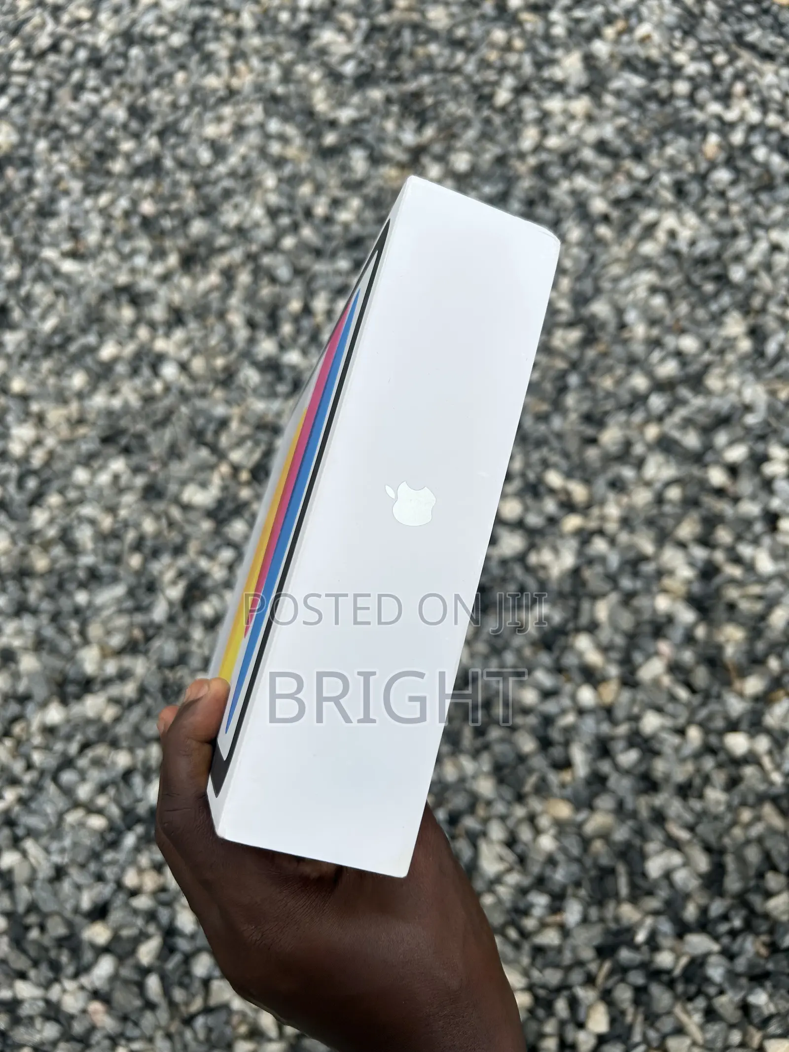 New Apple iPad Wi-Fi 128 GB Silver