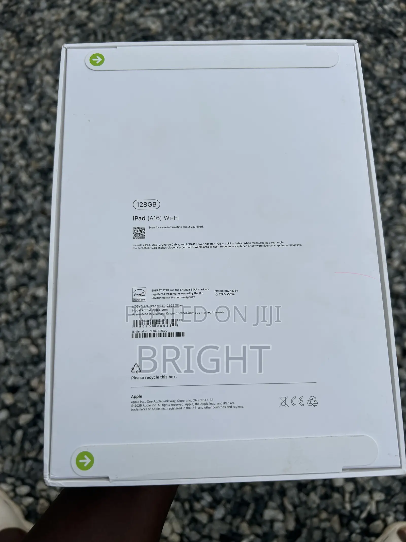 New Apple iPad Wi-Fi 128 GB Silver