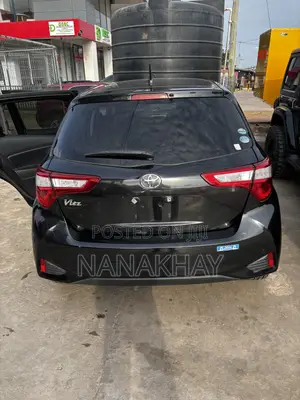 Toyota Vitz 1.3 AWD 3dr 2017 Black