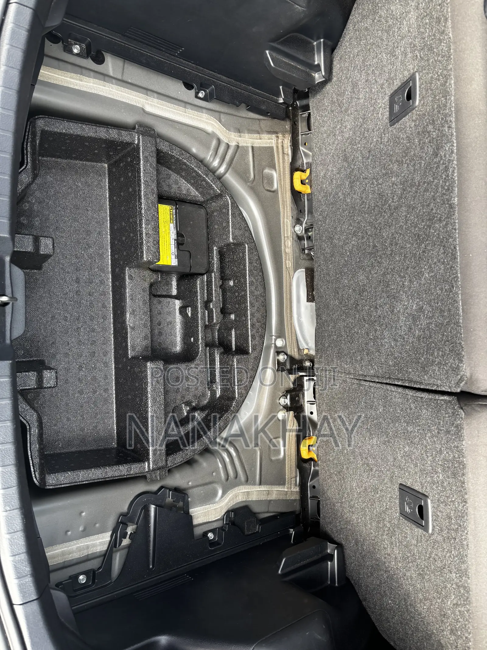 Toyota Vitz 1.3 AWD 3dr 2017 Black