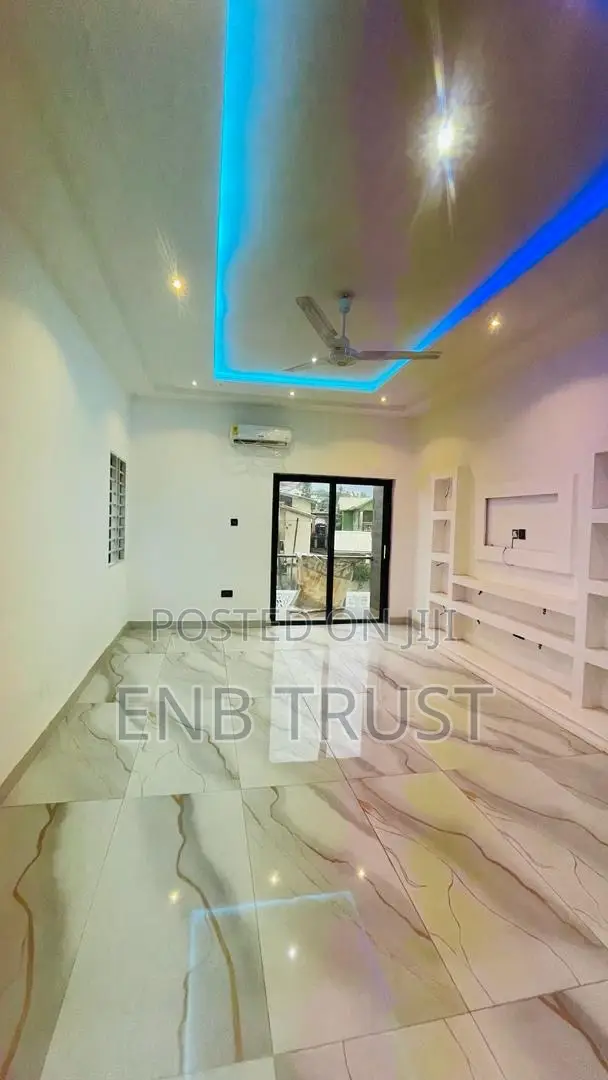 4bdrm Duplex in Kwabenya, Ga East Municipal for sale