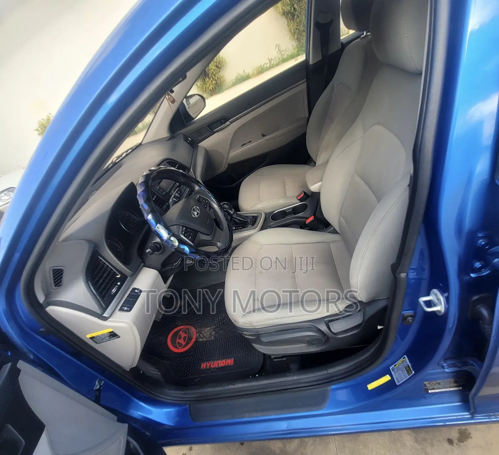 Hyundai Elantra Limited Sedan FWD (2.0L 4cyl 6A) 2017 Blue