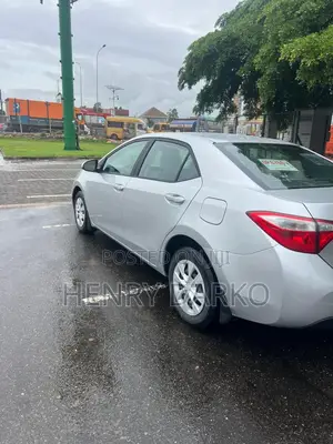 Toyota Corolla 2015 Silver