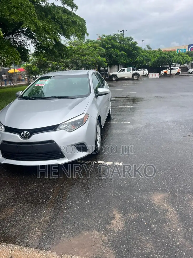 Toyota Corolla 2015 Silver