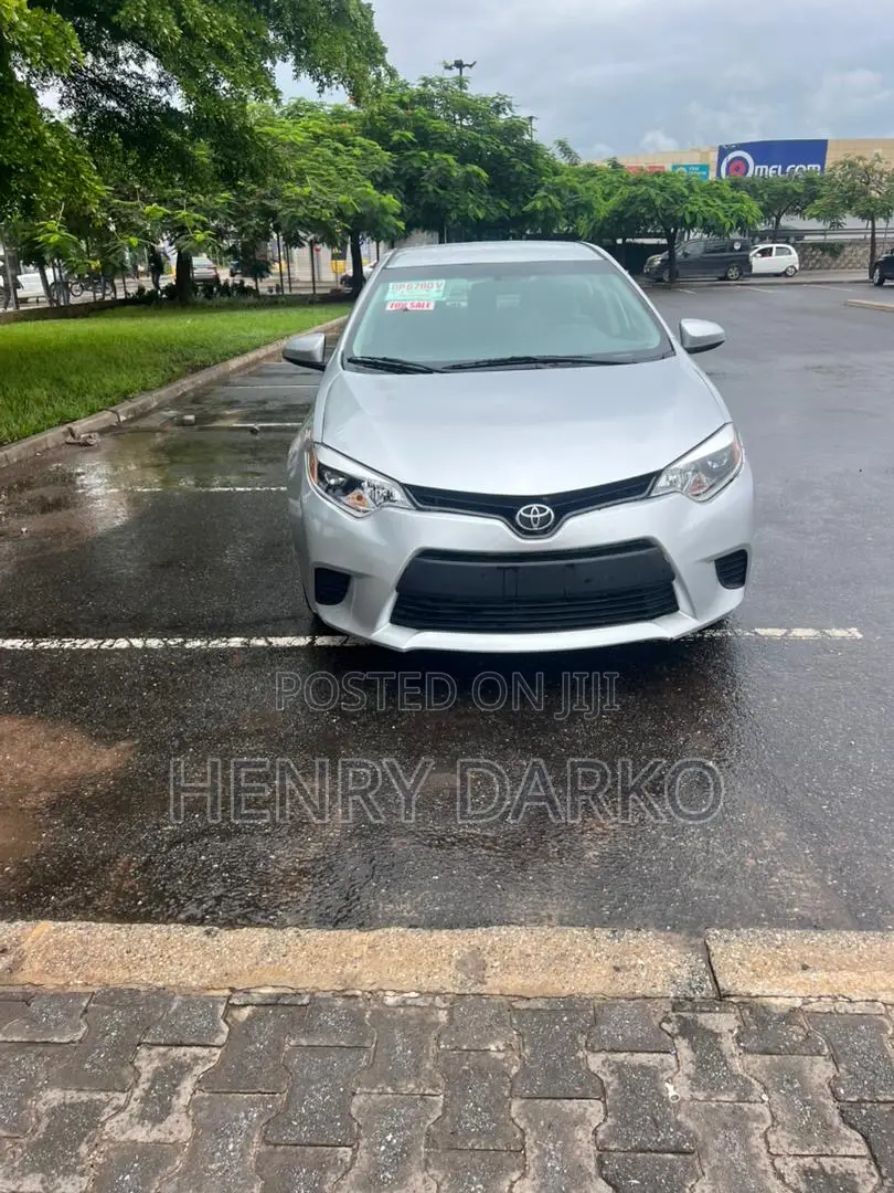Toyota Corolla 2015 Silver