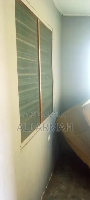 1bdrm Townhouse / Terrace in Last Stop for rent