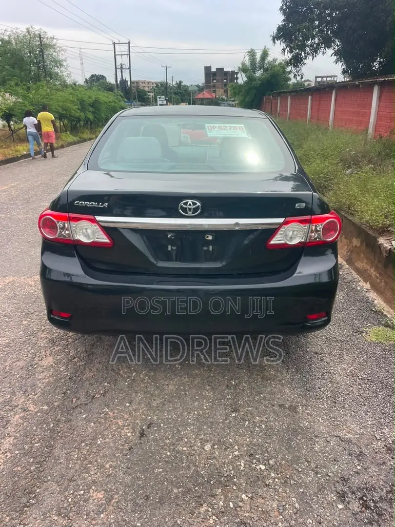 Toyota Corolla Fielder 2013 Black