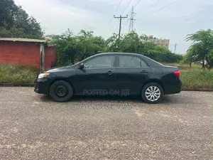 Toyota Corolla Fielder 2013 Black