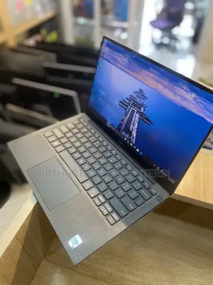 New Laptop Dell XPS 13 16GB Intel Core i5 SSD 512GB