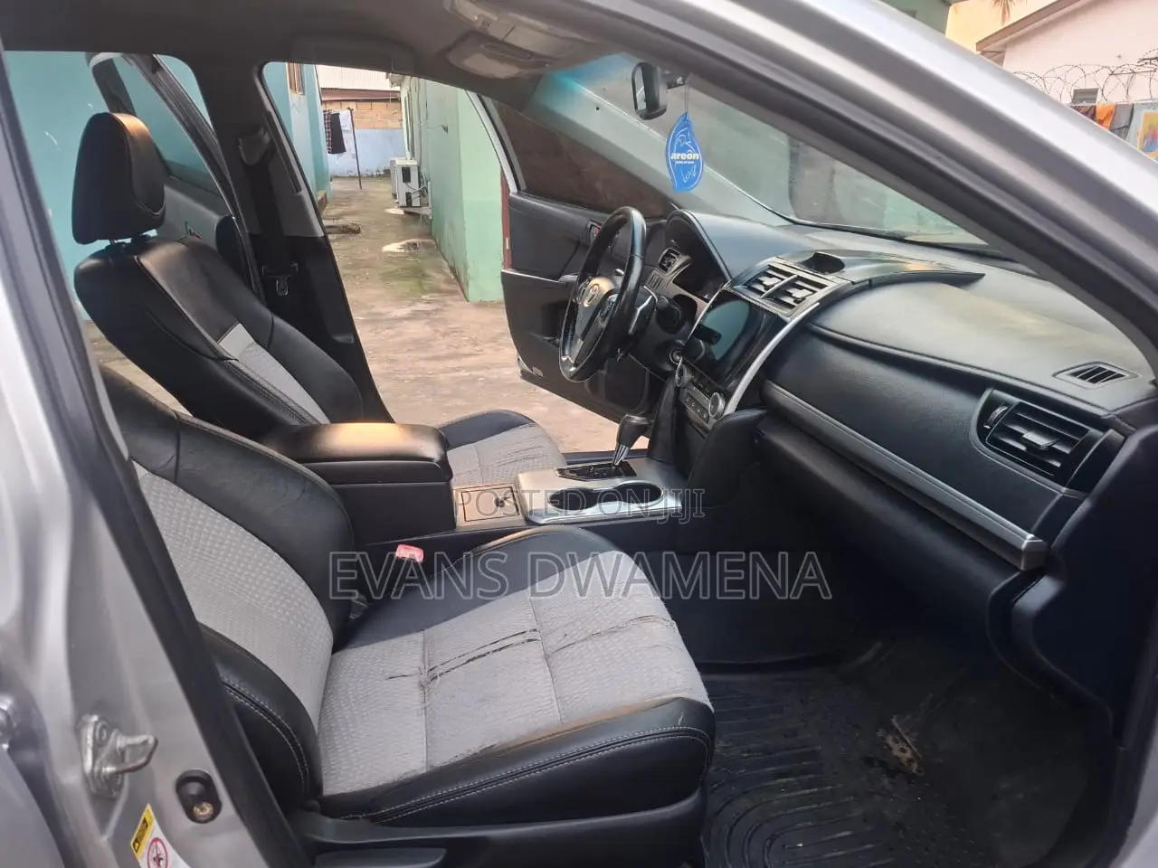 Toyota Camry SE 4dr Sedan (2.5L 4cyl 6A) 2014 Silver