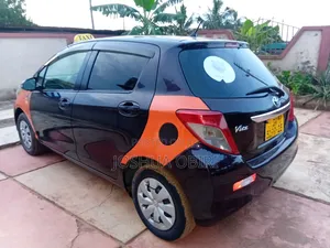 Toyota Vitz 2012 Purple