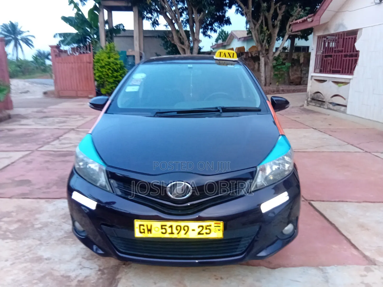 Toyota Vitz 2012 Purple