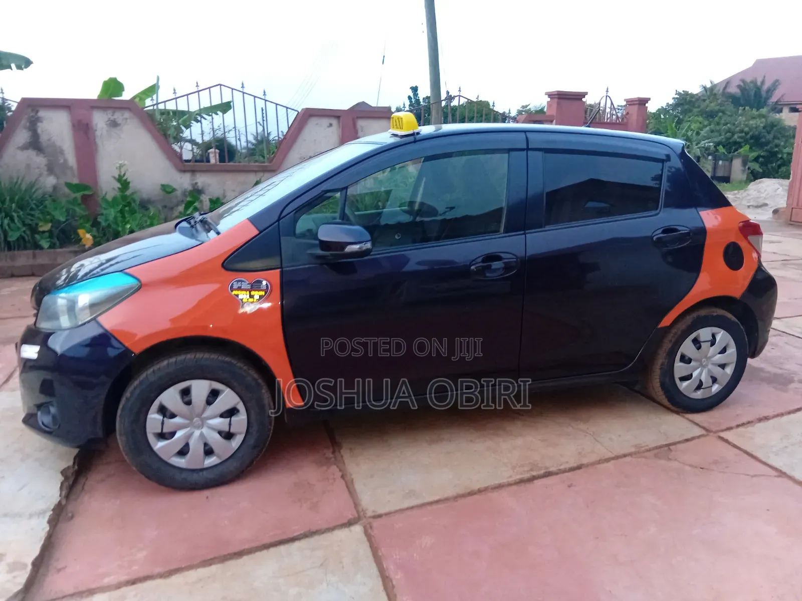 Toyota Vitz 2012 Purple